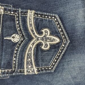 Women's Blue Jeans with Embellished Pocket